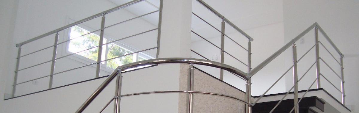 CORRIMÃO E GUARDA CORPO DE AÇO INOX CORRIMÃO E GUARDA CORPO DE AÇO INOX