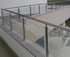 CORRIMÃO DE VIDRO EXTERNO